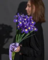 Букет 11 ирисов в ленте
