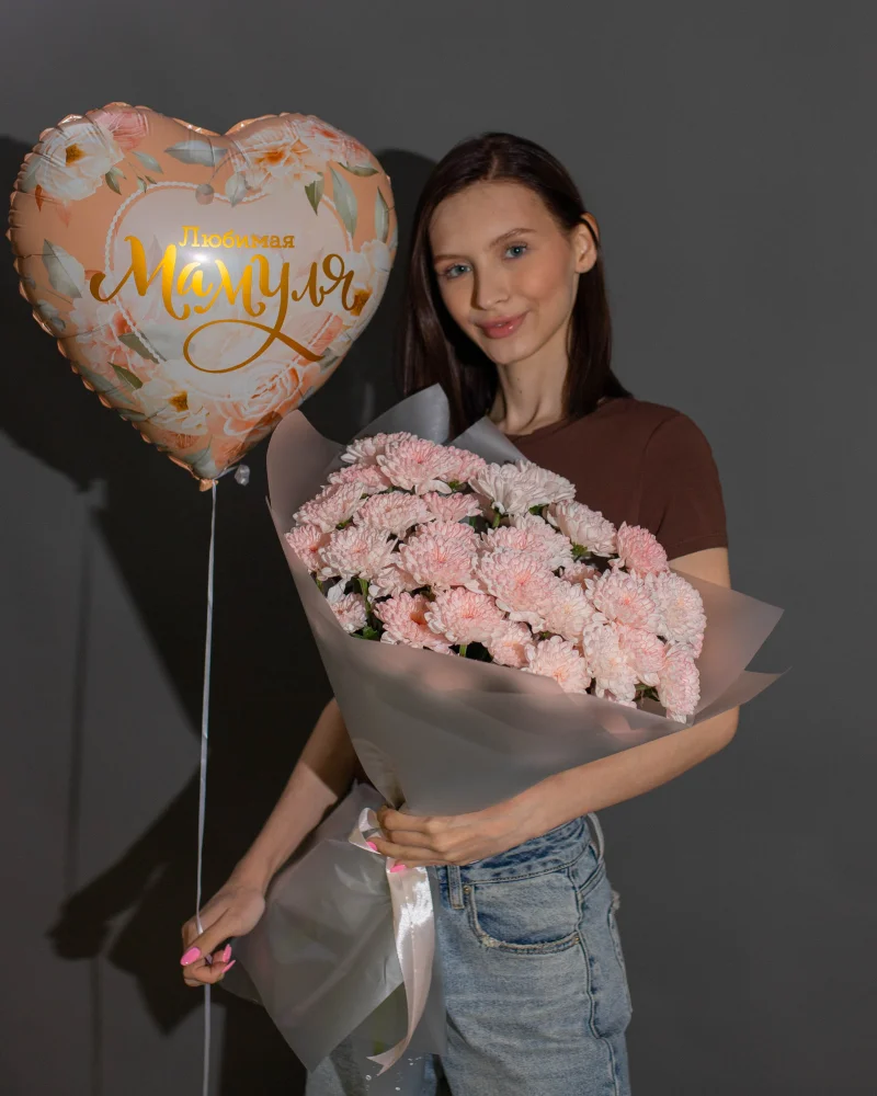 Букет цветов Дуэт для мамы из персиковых хризантем