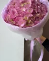 Букет розовая гортензия в оформлении