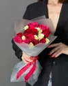 Букет 19 роз Кения 35 см в пленке
